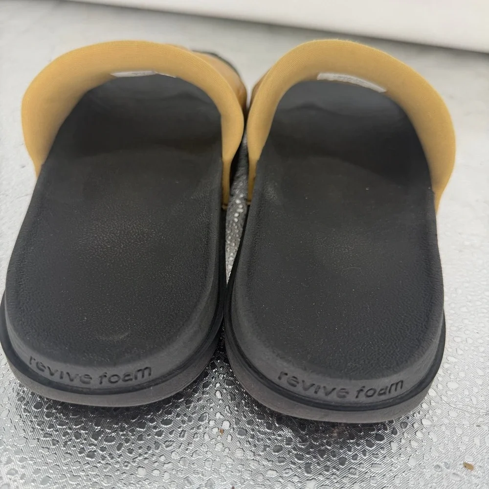 Nike Victori One Slide Mens Size 8 Gold Black Revive Foam Athleisure Sporty Shoe